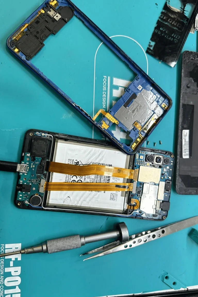Abdullah Trades- Mobile Repair in Kuala Lumpur -03